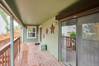 8039 S Newport Ct, Centennial, CO 80112