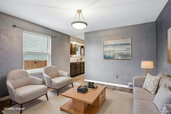 8039 S Newport Ct, Centennial, CO 80112