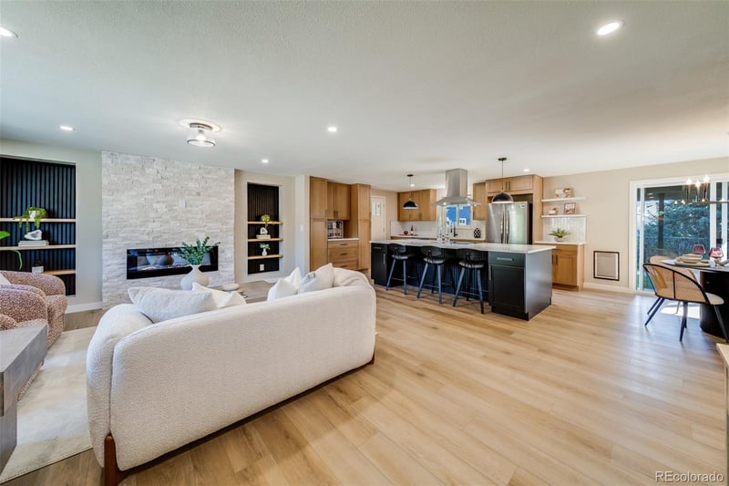 1528 Lamplighter Dr, Longmont, CO 80504