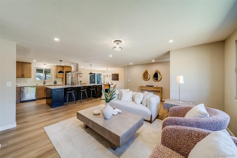 1528 Lamplighter Dr, Longmont, CO 80504