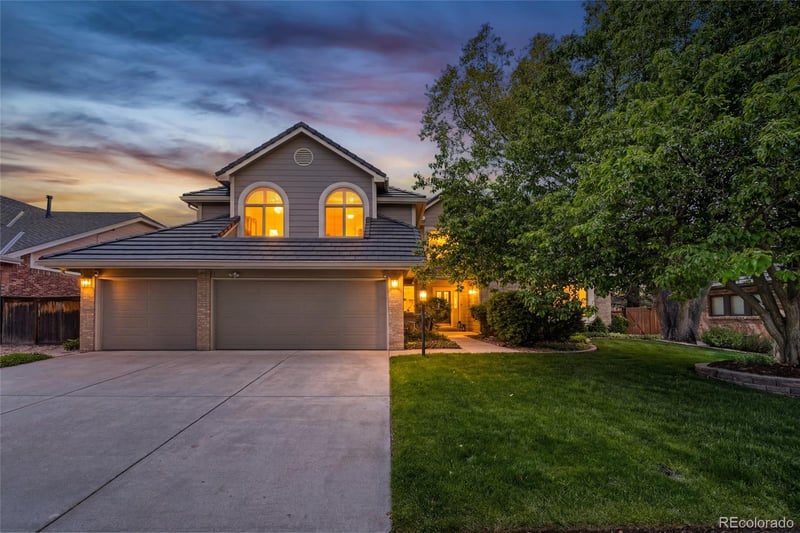 5860 S Quintero Cir, Centennial, CO 80015
