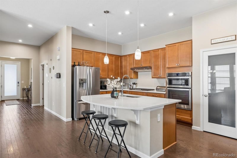 8416 Arapahoe Peak St, Littleton, CO 80125