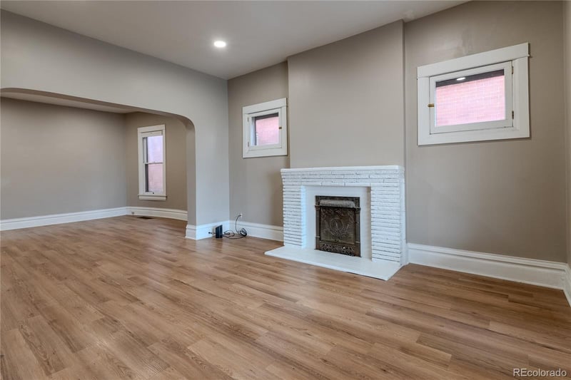 342 Lincoln St, Denver, CO 80209