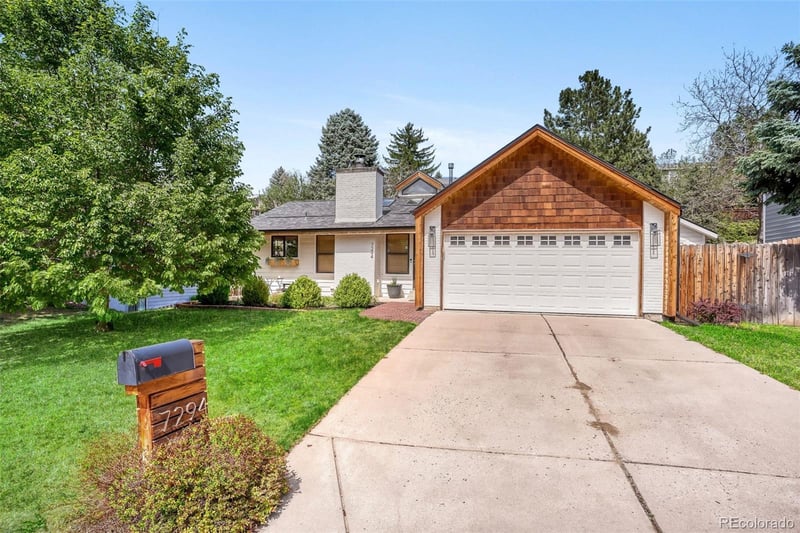 7294 Crescent Dr, Littleton, CO 80120