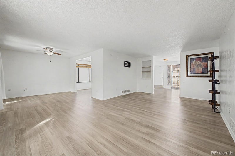 2757 Salida St, Aurora, CO 80013