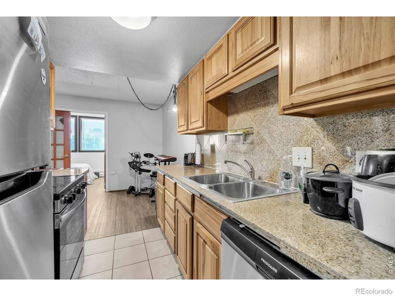 805 29th St #452, Boulder, CO 80303