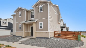 10052 Salem Ct, Commerce City, CO 80022