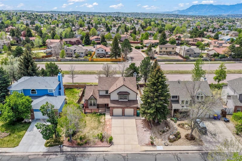 8710 Alpine Valley Dr, Colorado Springs, CO 80920