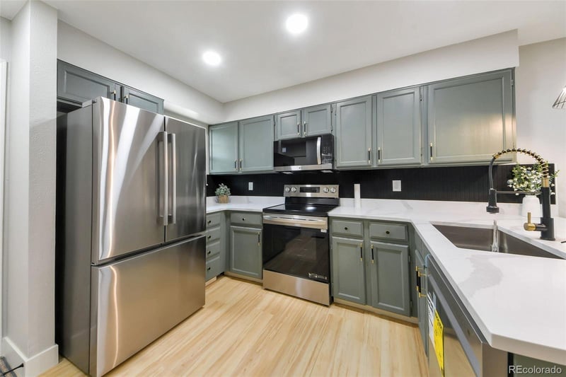 11149 17th Ave #104, Lakewood, CO 80215