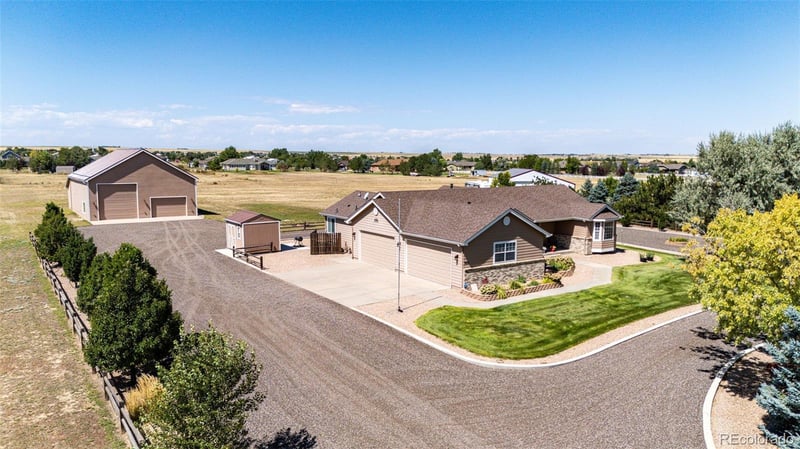 859 Shoshone St, Strasburg, CO 80136