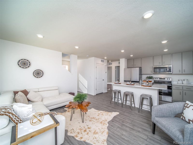 46543 Gold Prairie Dr, Bennett, CO 80102