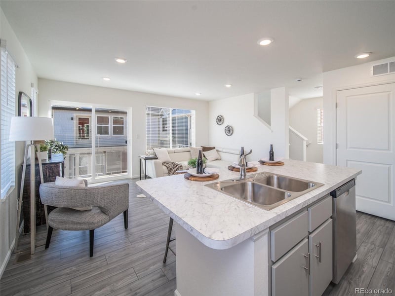 46543 Gold Prairie Dr, Bennett, CO 80102