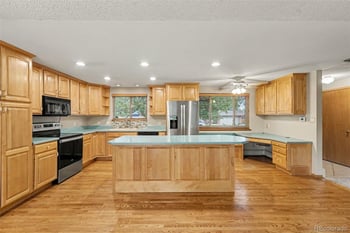 7627 Newman St, Arvada, CO 80005