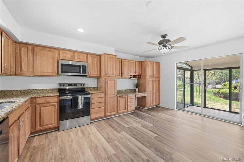 2770 Heather Gardens Way, Aurora, CO 80014