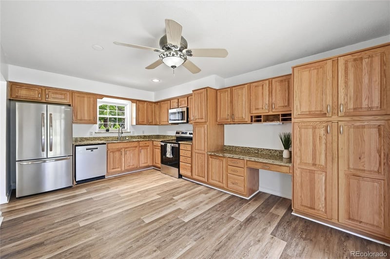 2770 Heather Gardens Way, Aurora, CO 80014