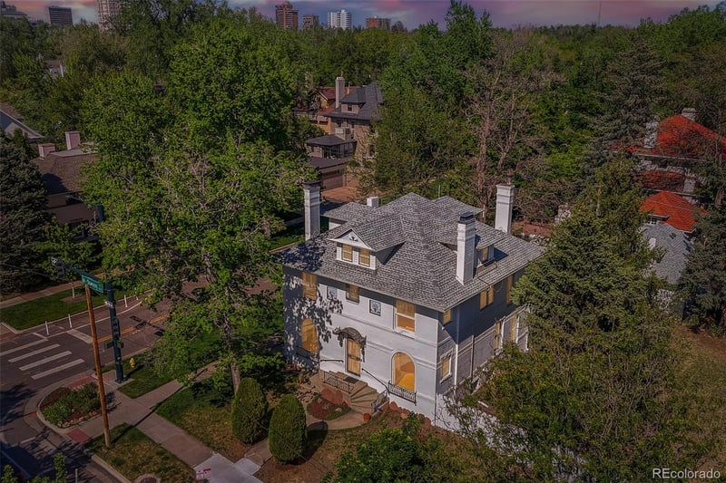 684 Downing St, Denver, CO 80218