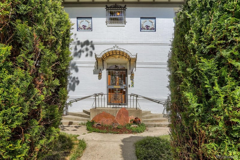 684 Downing St, Denver, CO 80218