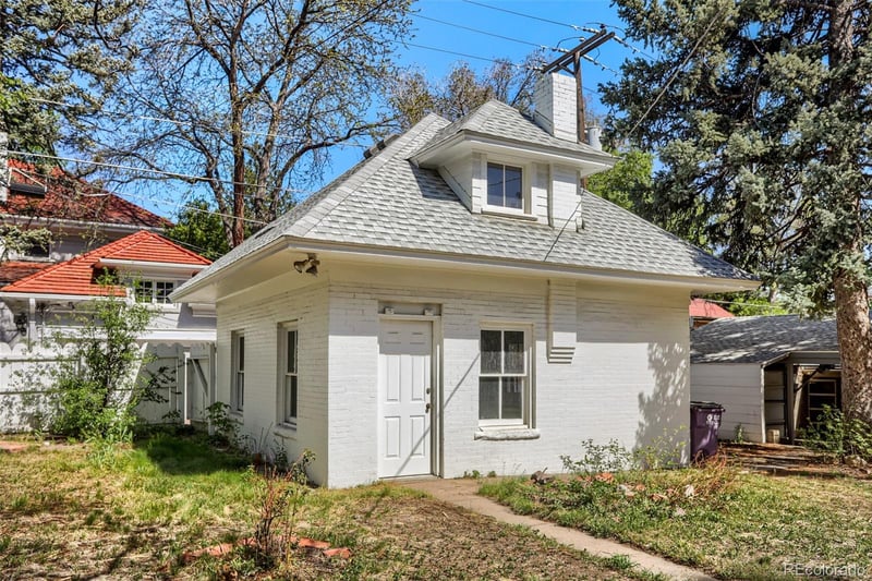 684 Downing St, Denver, CO 80218