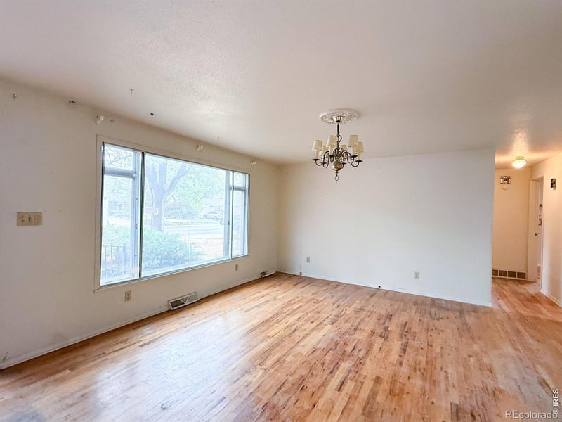 960 9th Ave, Broomfield, CO 80020