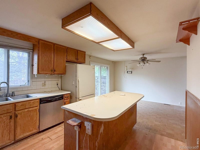 960 9th Ave, Broomfield, CO 80020