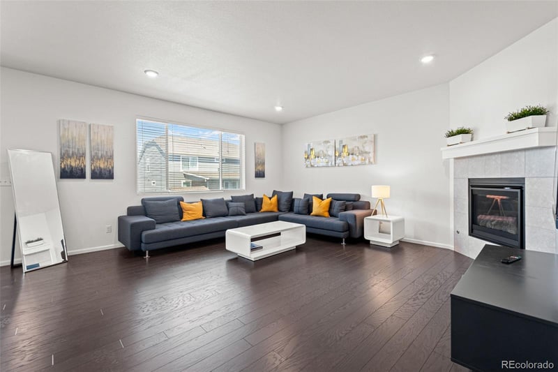 451 Nucla St, Aurora, CO 80017