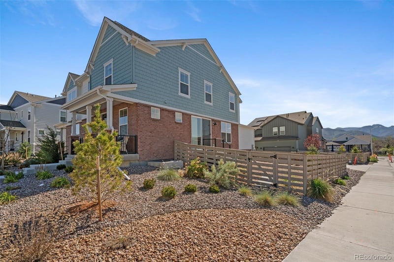 8073 Monte Vista Cir, Littleton, CO 80125