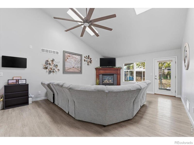 6137 Polaris Dr, Fort Collins, CO 80525