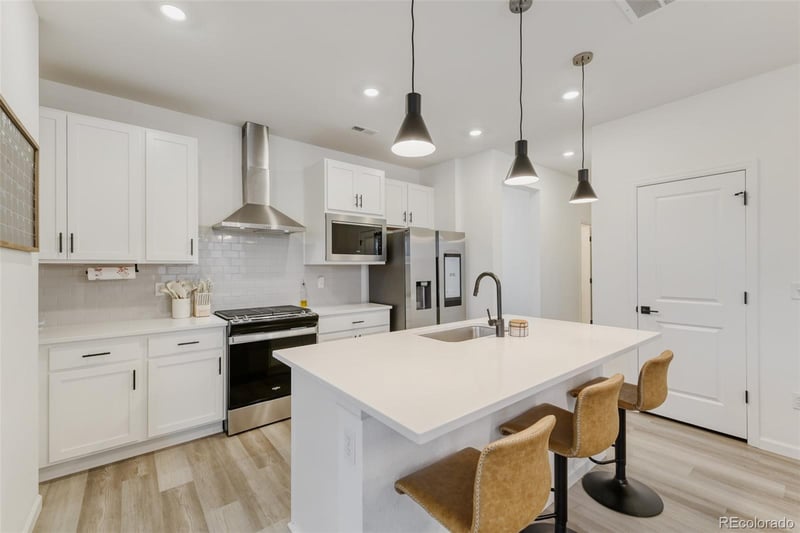 2922 Nectar St, Strasburg, CO 80136