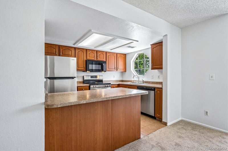 12583 Pacific Cir #D, Aurora, CO 80014