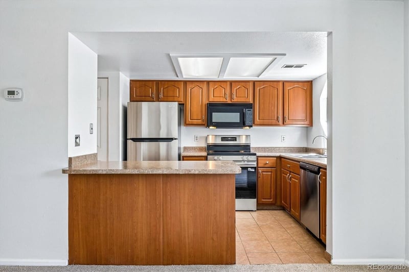 12583 Pacific Cir #D, Aurora, CO 80014