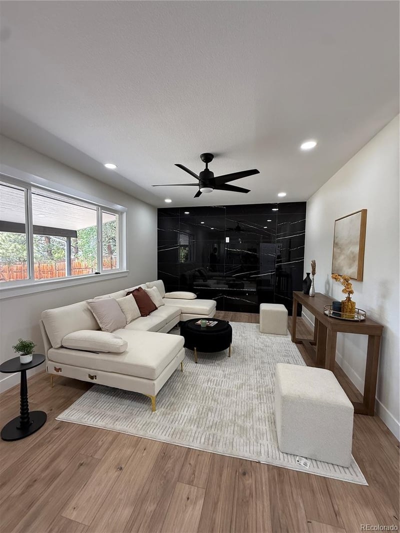 5126 Freemont , Littleton, CO 80128