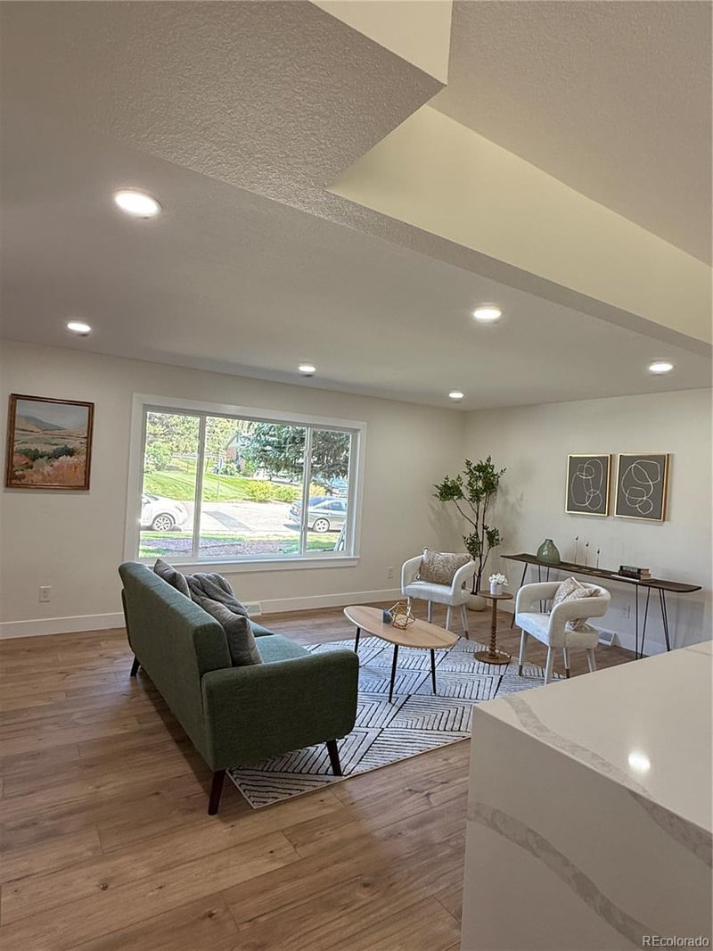 5126 Freemont , Littleton, CO 80128
