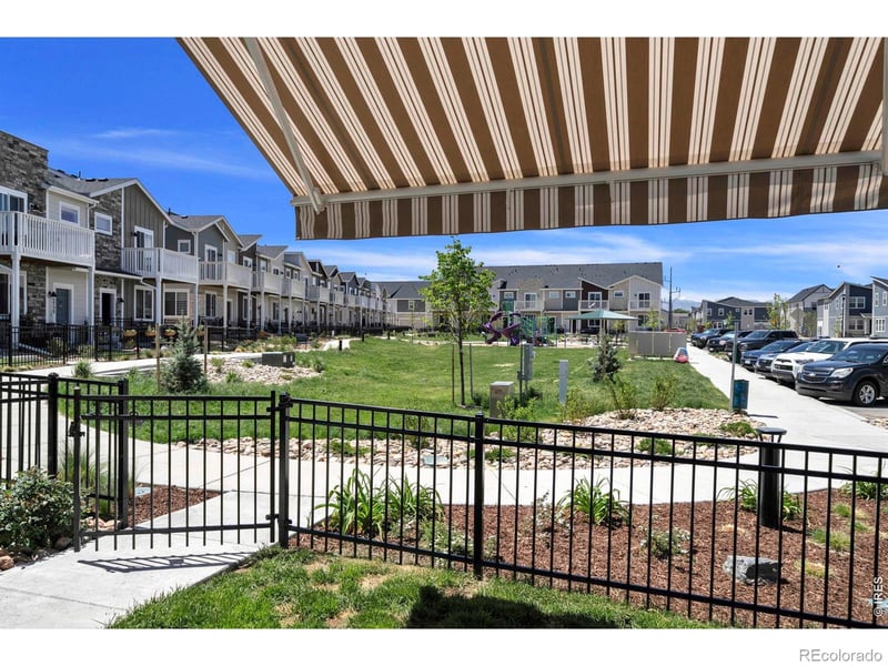 2718 Bear Springs Cir, Longmont, CO 80503