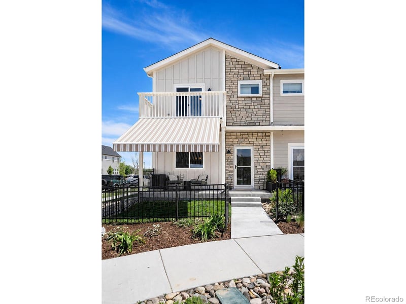 2718 Bear Springs Cir, Longmont, CO 80503