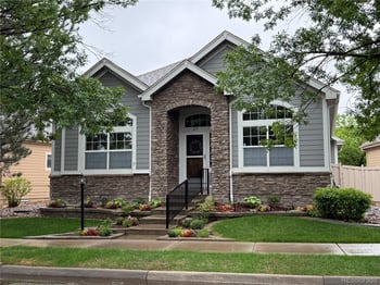 1677 Metropolitan Dr, Longmont, CO 80504