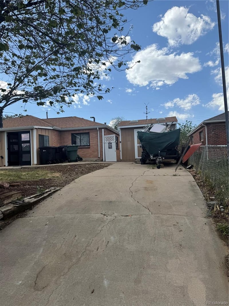 1621 Pueblo , Thornton, CO 80229