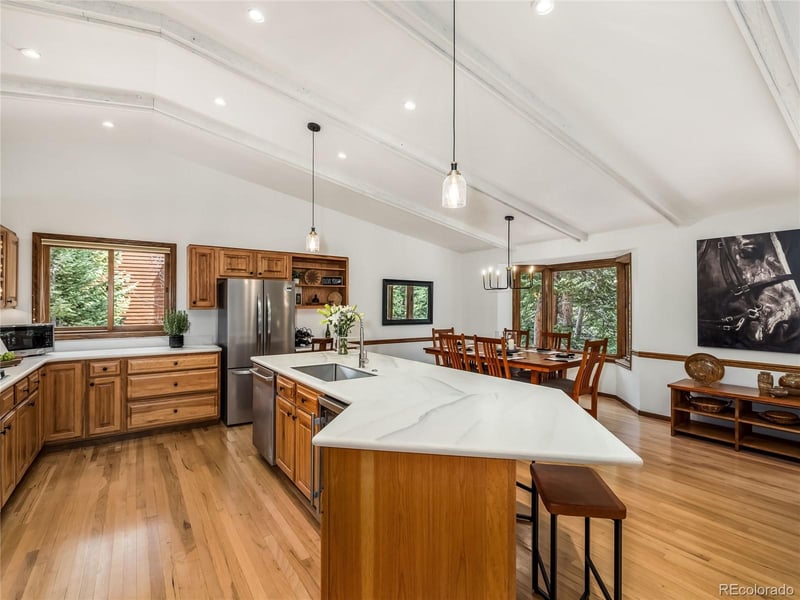 68 Sherwood Ln, Blue River, CO 80424