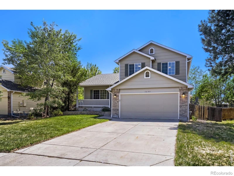 1633 Deerwood Dr, Longmont, CO 80504