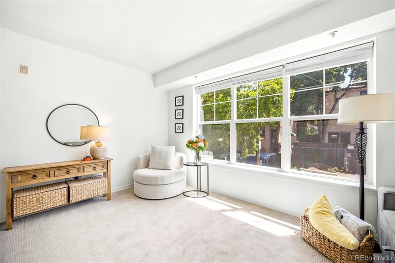 1623 Saint Paul St #209, Denver, CO 80206