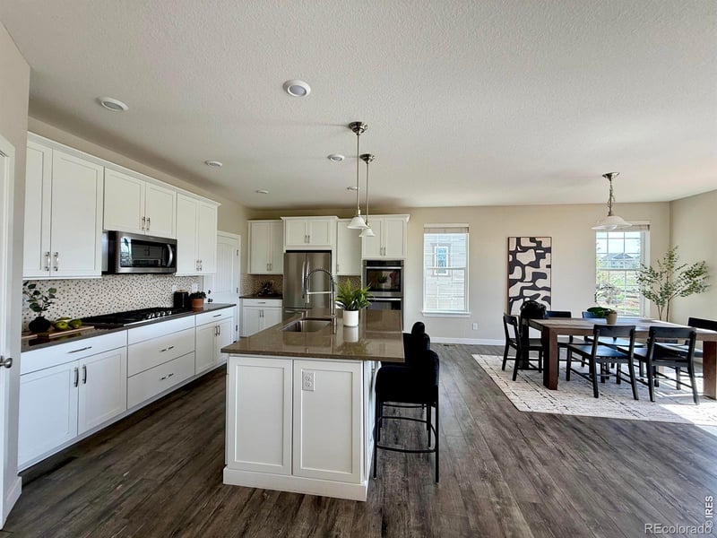 2113 Sicily Cir, Longmont, CO 80503
