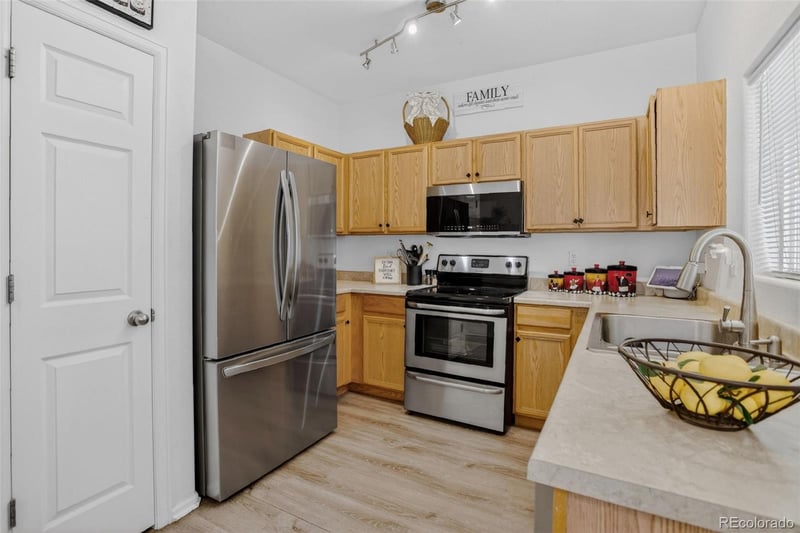 2116 Creekridge Point, Colorado Springs, CO 80910