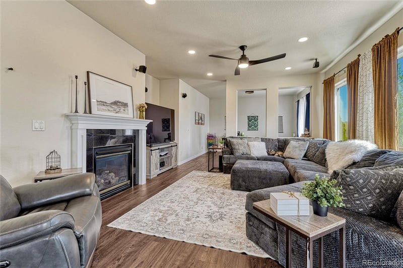 6923 Quiet Pond Pl, Colorado Springs, CO 80923