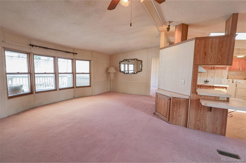1801 92nd Ave, Denver, CO 80260