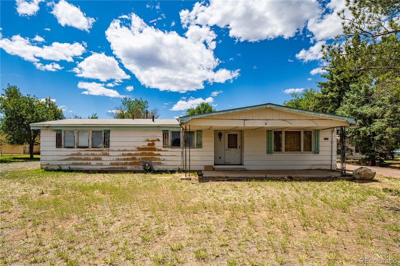 1535 Chestnut St, Canon City, CO 81212