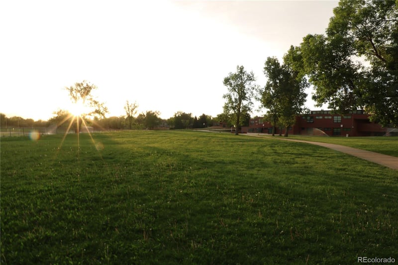 1508 Daphne St, Broomfield, CO 80020