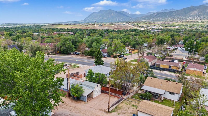 2206 Uintah St, Colorado Springs, CO 80904