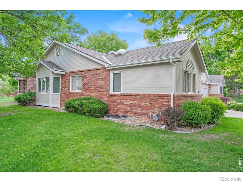 1529 16th Pl, Longmont, CO 80501