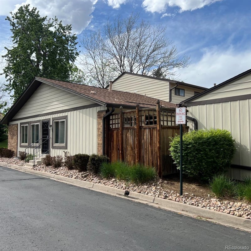 3521 Kittredge St #F, Aurora, CO 80013