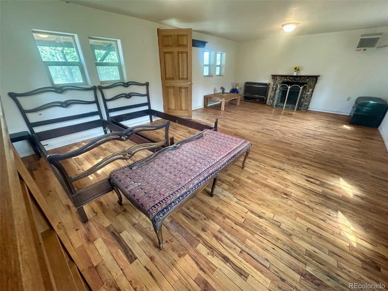 4 Gap Rd, Black Hawk, CO 80422