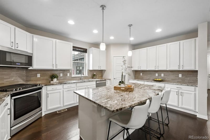 11500 26th Ave, Aurora, CO 80010